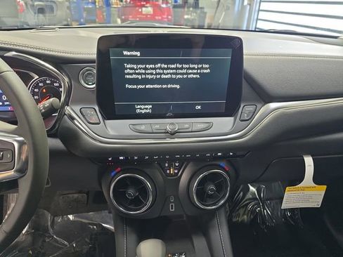 New 2026 Chevrolet Blazer LT image 21