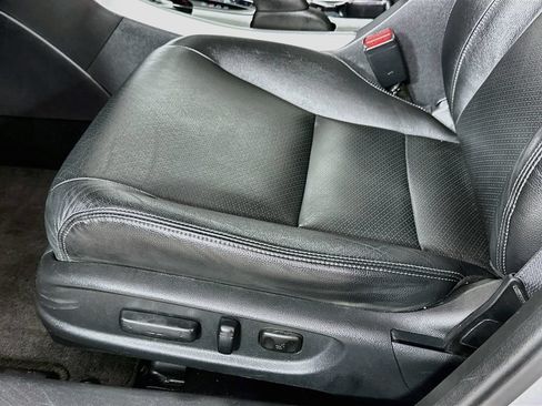 Used 2016 Honda Accord Touring image 9