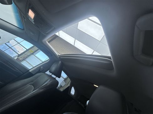 Used 2017 Lexus RX 350 FWD w/ Premium Package image 31