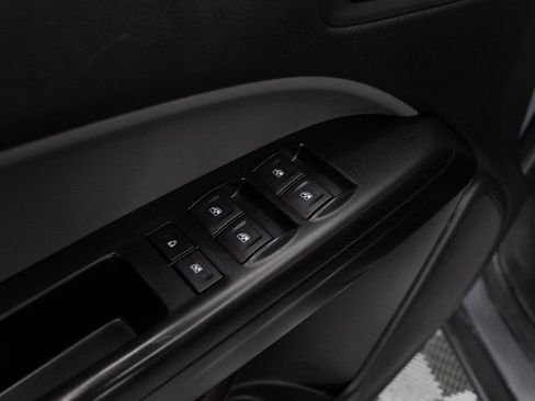 Used 2021 GMC Canyon Elevation Standard w/ Convenience Package RWD image 16