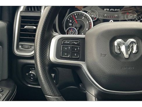 Used 2022 RAM 2500 Big Horn w/ Cold Weather Group image 18