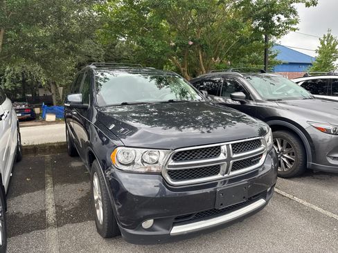 Used 2013 Dodge Durango Crew w/ Trailer Tow Group IV AWD/4WD image 3