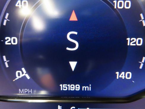 Used 2024 Chevrolet Silverado 2500 High Country image 12