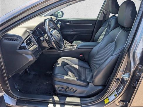 Certified 2023 Toyota Camry SE FWD image 14