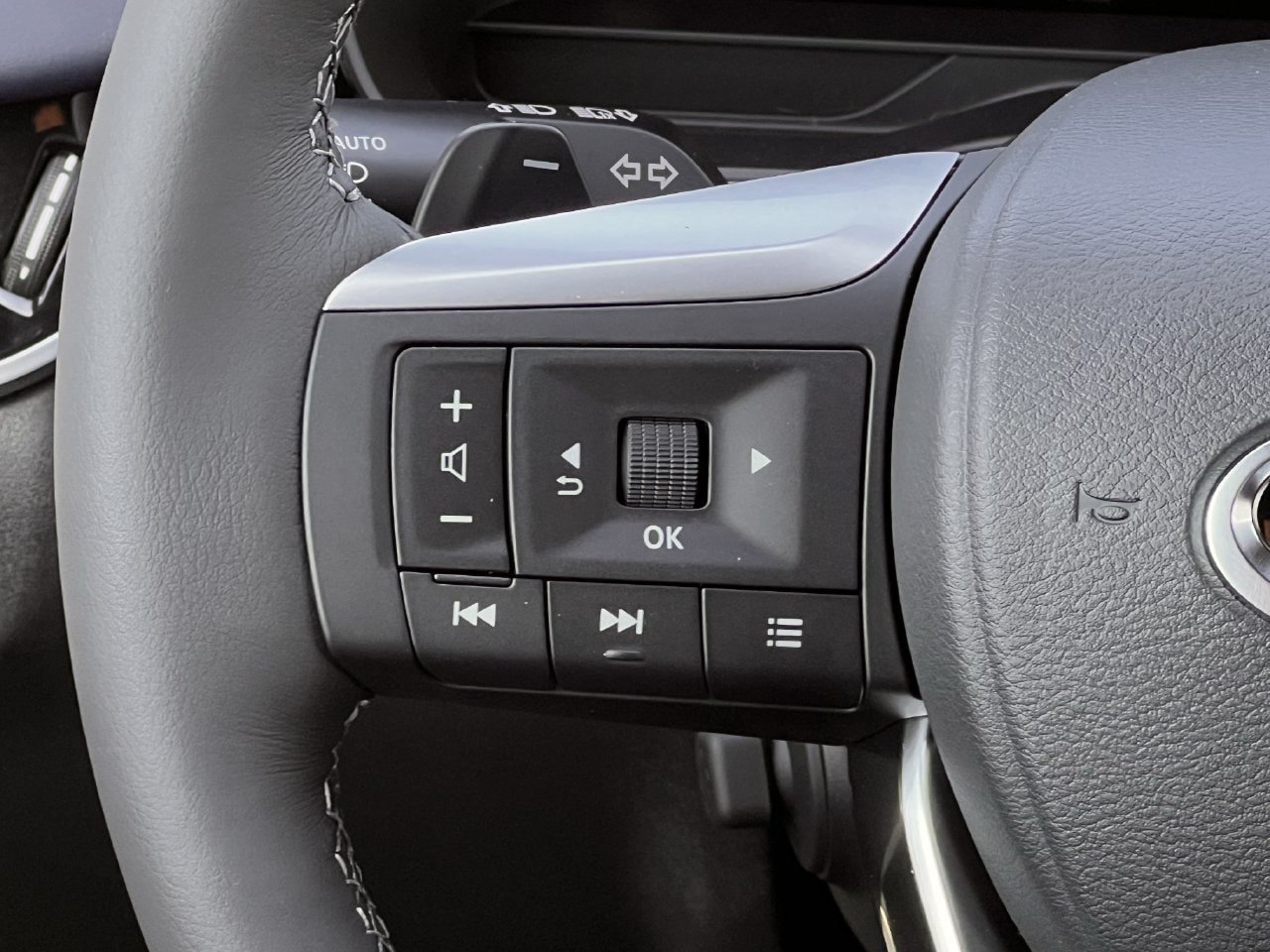 New 2027 INFINITI QX60 Sport AWD/4WD image 12