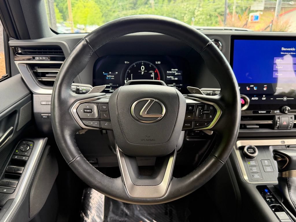 Used 2024 Lexus GX 550 AWD/4WD image 42