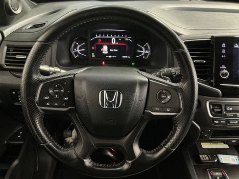 Used 2023 Honda Passport TrailSport image 17