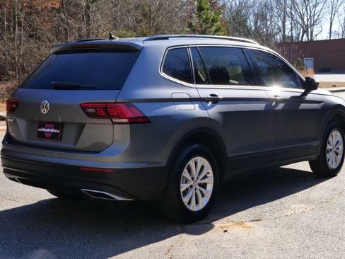 Used 2020 Volkswagen Tiguan S image 19