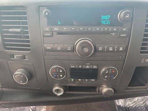 Used 2007 Chevrolet Silverado 1500 LT w/ 1LT Convenience Package image 26