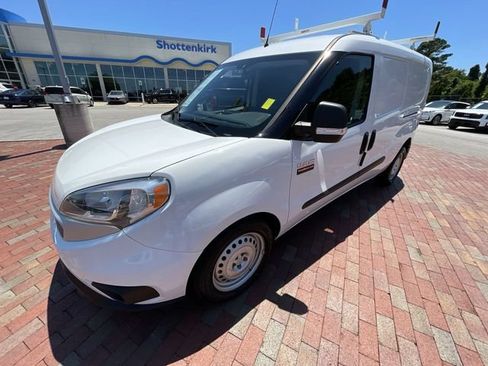 Used 2022 RAM ProMaster City Tradesman FWD image 23
