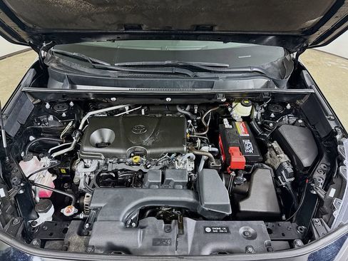 Certified 2022 Toyota RAV4 LE image 27