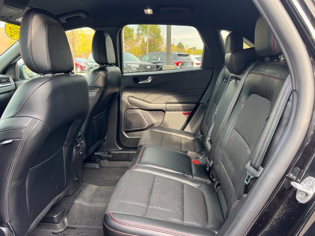 Used 2024 Ford Escape ST-Line w/ Tech Pack #1 AWD/4WD image 17