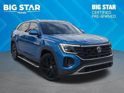 Used 2024 Volkswagen Atlas Cross Sport SE w/ Black Wheel Package