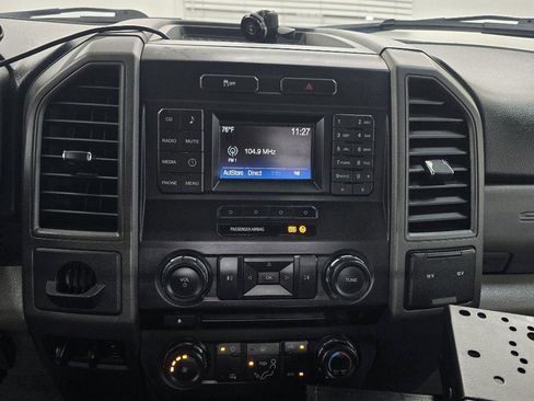 Used 2018 Ford F250 XL w/ Power Equipment Group RWD image 18