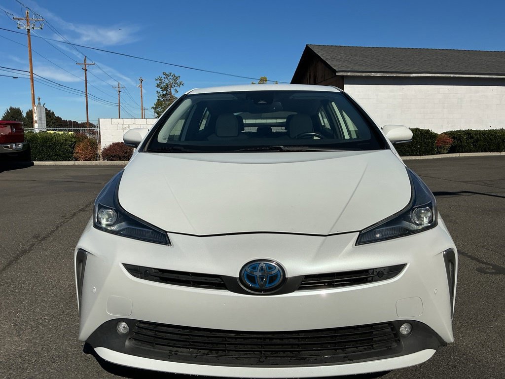 Used 2022 Toyota Prius XLE AWD/4WD image 11