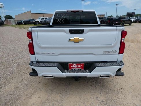 New 2026 Chevrolet Silverado 1500 High Country AWD/4WD image 7