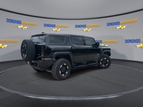 Used 2024 GMC Hummer EV 2X w/ Extreme Off-Road Package AWD/4WD image 8