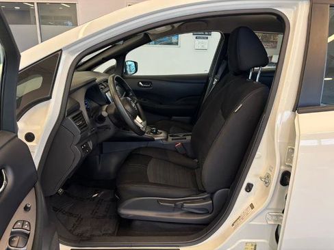 Certified 2023 Nissan Leaf S image 14