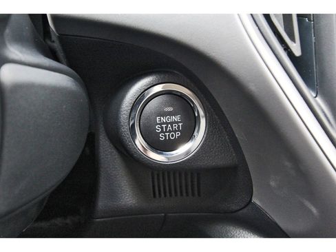 Certified 2025 Subaru Crosstrek 2.0i Premium image 19