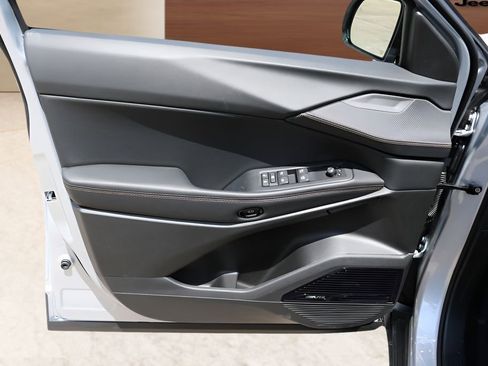 New 2026 Jeep Cherokee Limited AWD/4WD image 10