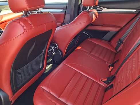 Used 2018 Alfa Romeo Stelvio Ti Sport image 20