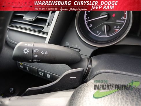 Used 2024 Toyota Camry SE image 20