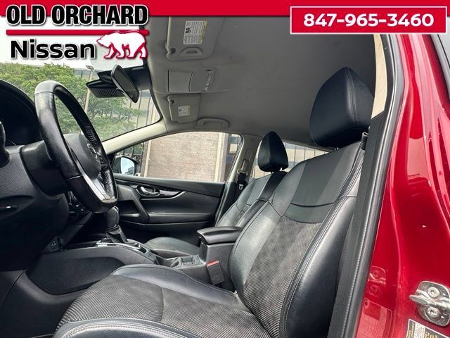 Used 2022 Nissan Rogue Sport SV w/ Technology Package AWD/4WD image 11