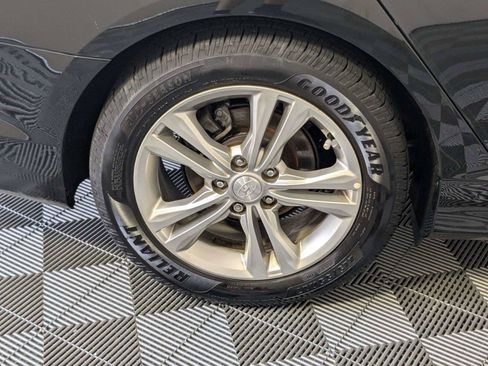 Used 2018 Hyundai Sonata Limited FWD image 9