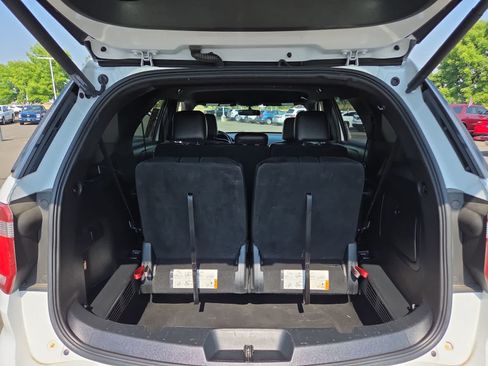 Used 2018 Ford Explorer XLT w/ Equipment Group 202A FWD image 27