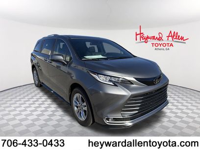 New 2026 Toyota Sienna Limited