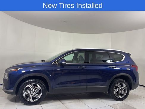 Used 2023 Hyundai Santa Fe SEL image 2