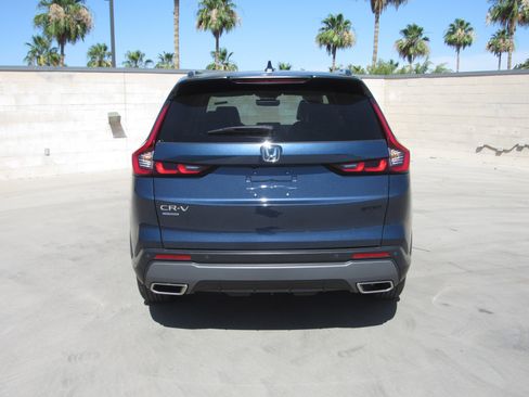 Certified 2025 Honda CR-V Sport-L image 7