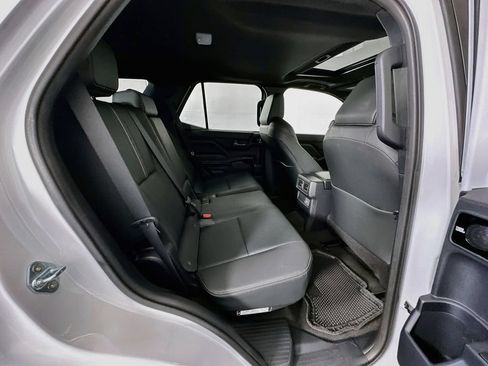 Used 2026 Toyota 4Runner Limited AWD/4WD image 28
