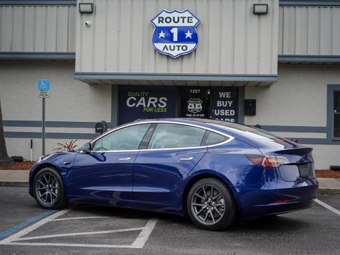 Used 2018 Tesla Model 3 Long Range RWD image 6