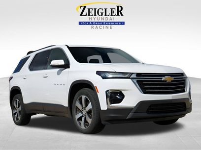 Used 2023 Chevrolet Traverse LT w/ LT Premium Package