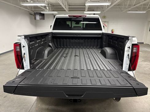 New 2026 GMC Sierra 2500 Denali Ultimate w/ Max Trailering Package image 18