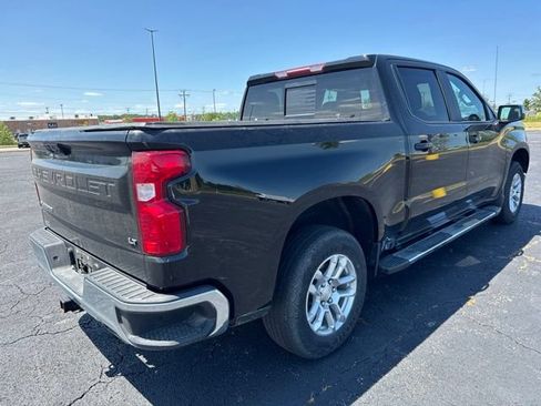 Used 2023 Chevrolet Silverado 1500 LT w/ Z71 Off-Road Package AWD/4WD image 4