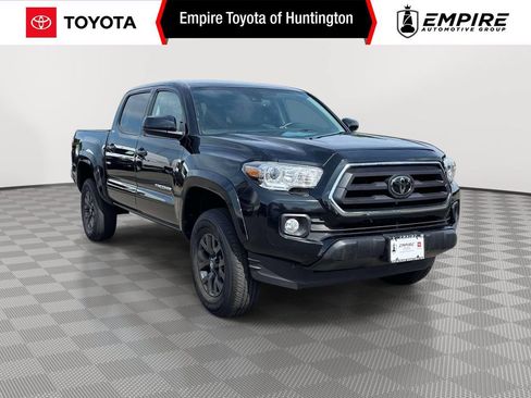 Used 2022 Toyota Tacoma SR5 AWD/4WD image 1