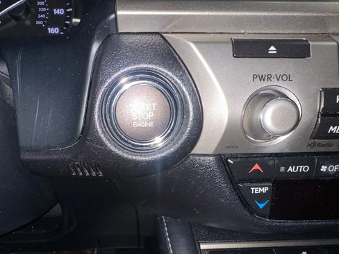 Used 2016 Lexus ES 350 image 31