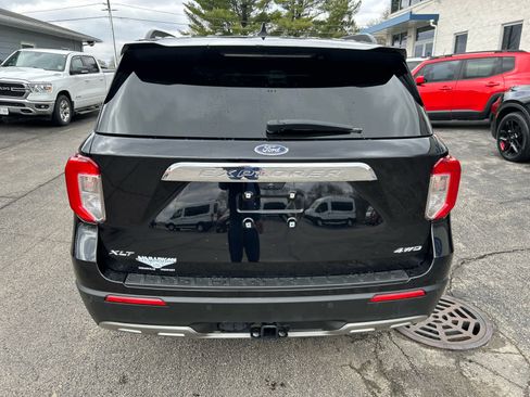 Used 2021 Ford Explorer XLT w/ Equipment Group 202A image 6