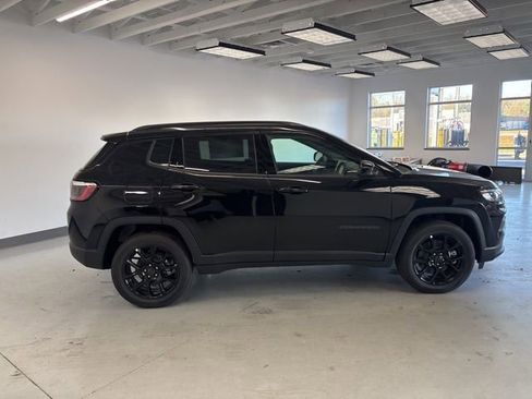 New 2026 Jeep Compass Latitude w/ Quick Order Package 29K AWD/4WD image 8