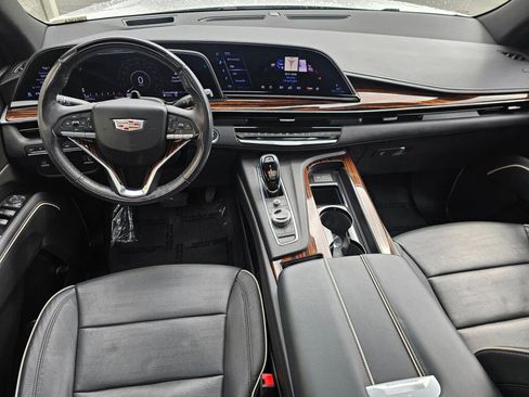 Certified 2023 Cadillac Escalade ESV Premium Luxury AWD/4WD image 23