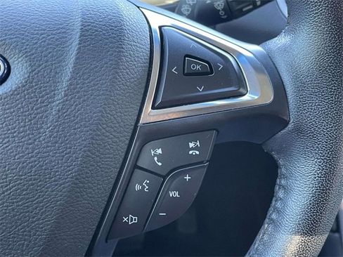 Certified 2019 Ford Edge SEL w/ Equipment Group 201A image 18