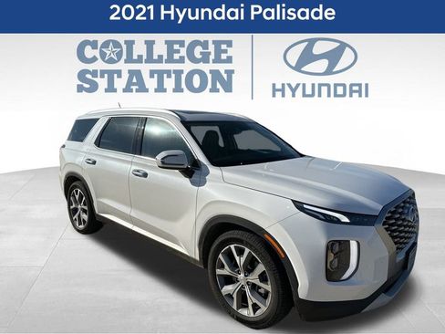 Used 2021 Hyundai Palisade SEL w/ Convenience Package image 1