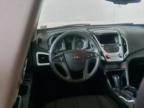 Used 2017 GMC Terrain SLE FWD image 16