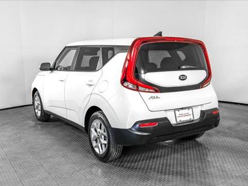 Used 2021 Kia Soul S FWD image 6