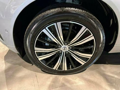 Used 2023 Volvo XC60 B5 Plus w/ Protection Package Premier FWD image 10