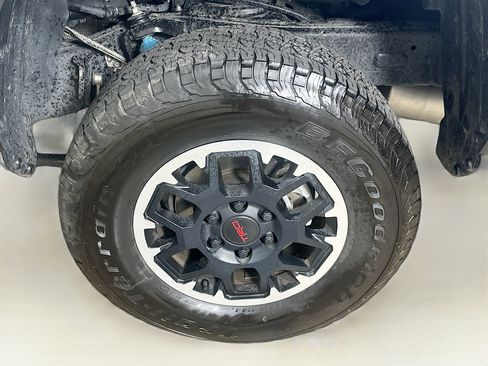 Used 2024 Toyota Tacoma TRD Off-Road AWD/4WD image 11