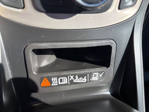 Used 2019 GMC Terrain Denali w/ Advanced Safety Package image 23