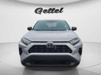 Used 2022 Toyota RAV4 LE AWD/4WD video 2